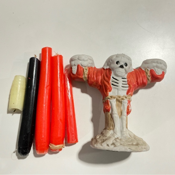 Vintage Ceramic Skeleton Candleholder, Candlestick Holder - Halloween Decor - Picture 4 of 6